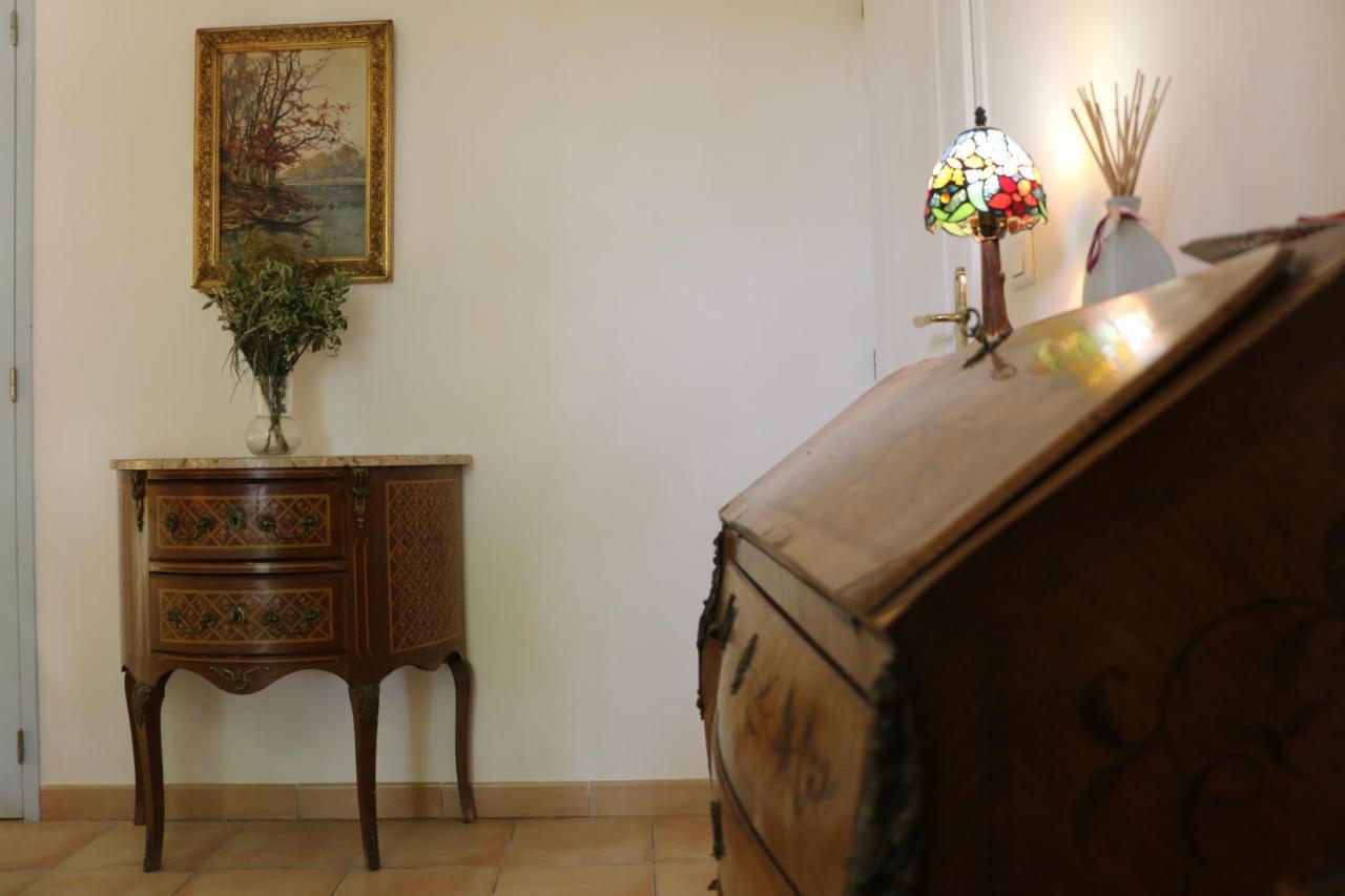 Les Chambres De Fanny Cabrieres-d'Aigues Esterno foto
